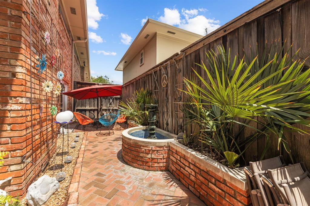 Averill House Condo - Residential