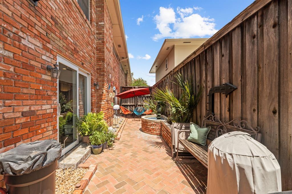 Averill House Condo - Residential