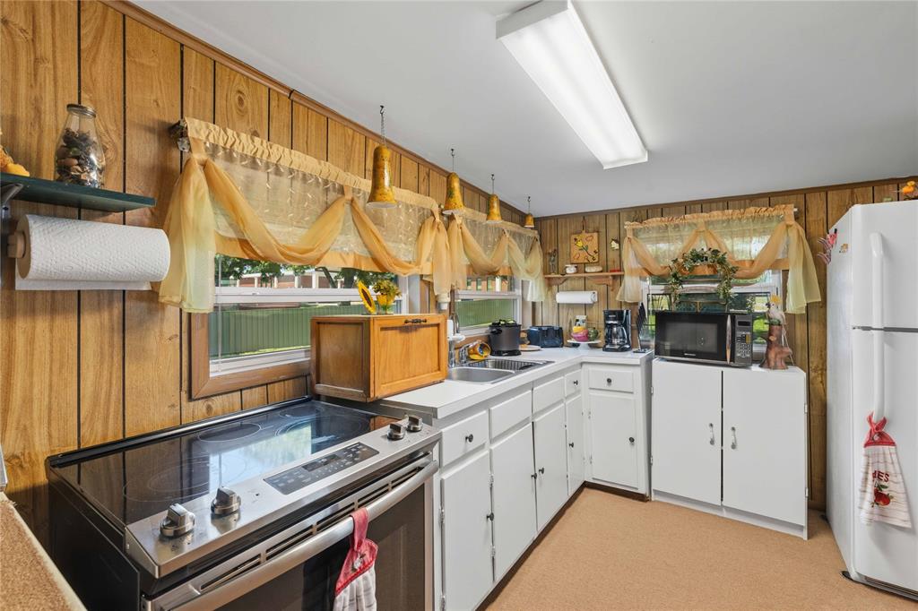 Shady Oaks - Residential