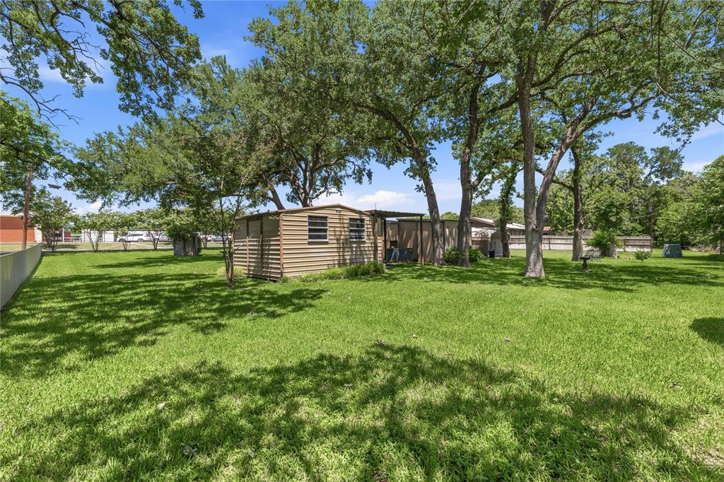 Shady Oaks - Residential