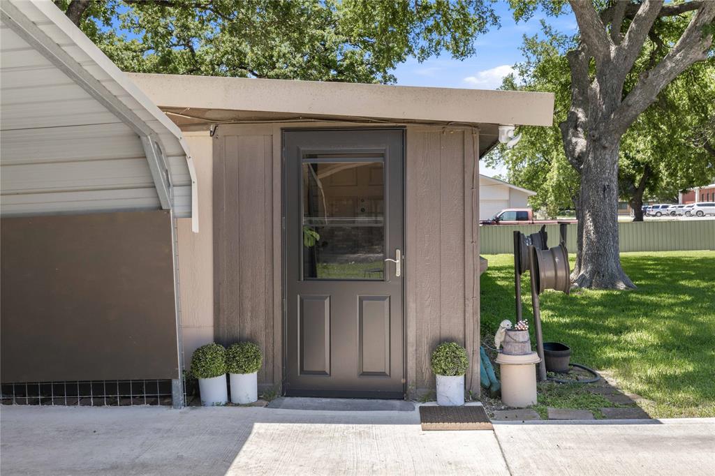 Shady Oaks - Residential