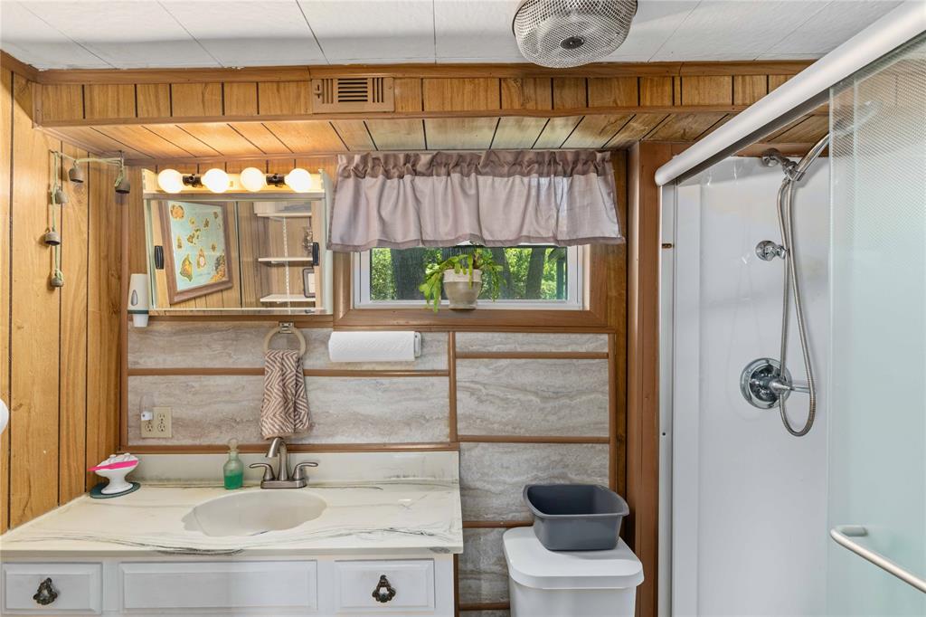 Shady Oaks - Residential