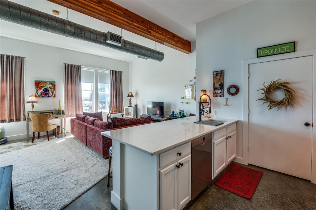 Live Oak Lofts Condo - Residential