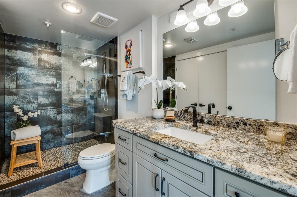 Live Oak Lofts Condo - Residential