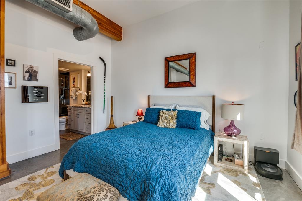 Live Oak Lofts Condo - Residential