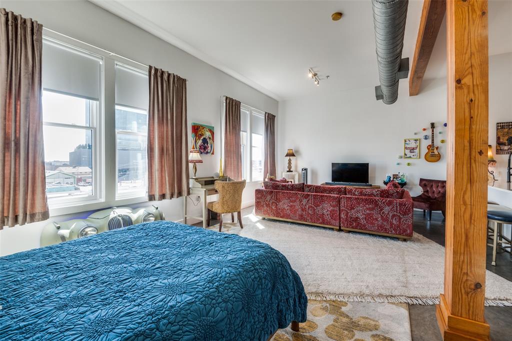 Live Oak Lofts Condo - Residential