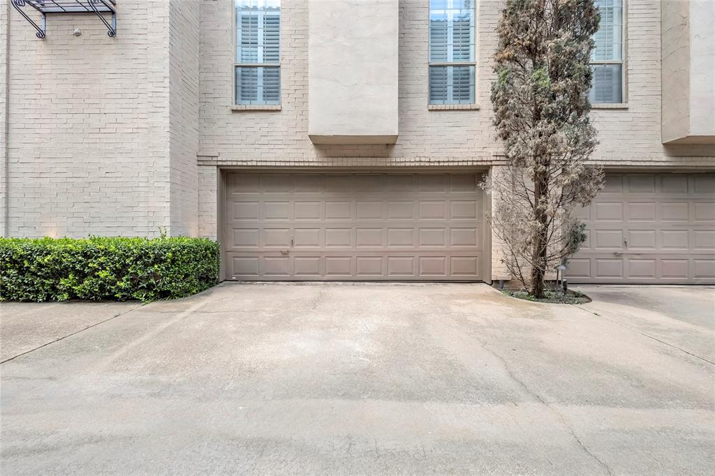 4508 Bowser - Residential