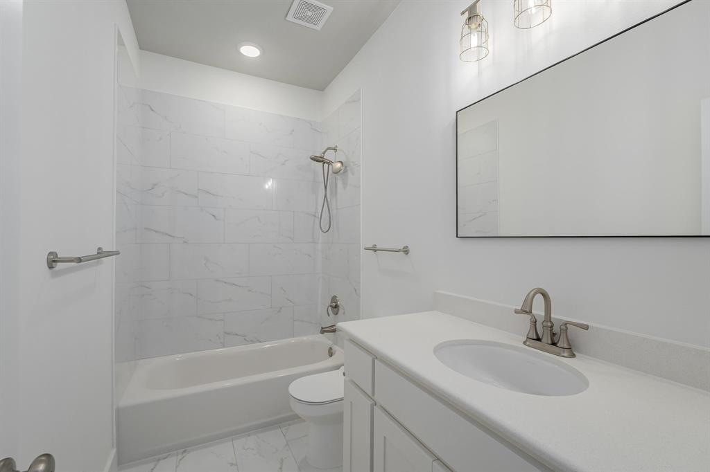 Princeton Lakeside Estates - Residential