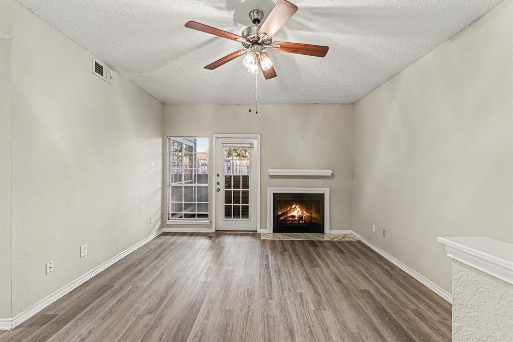 Meadows Condo - Residential