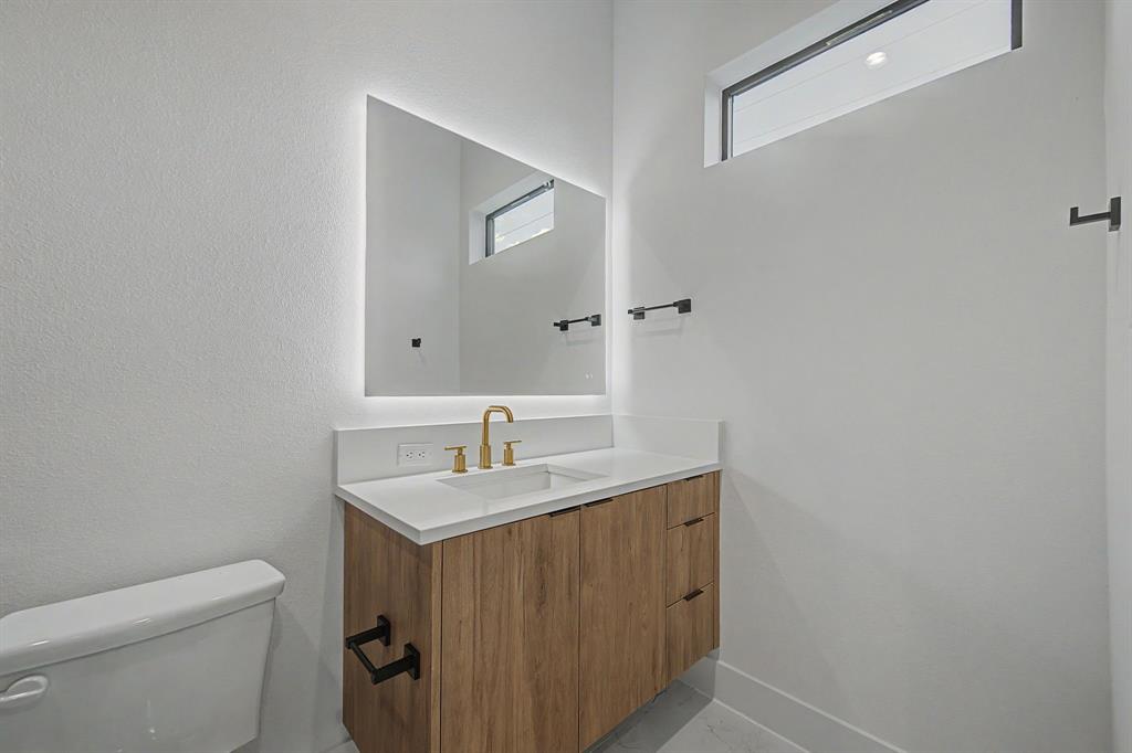 Ross Ave Heights - Residential