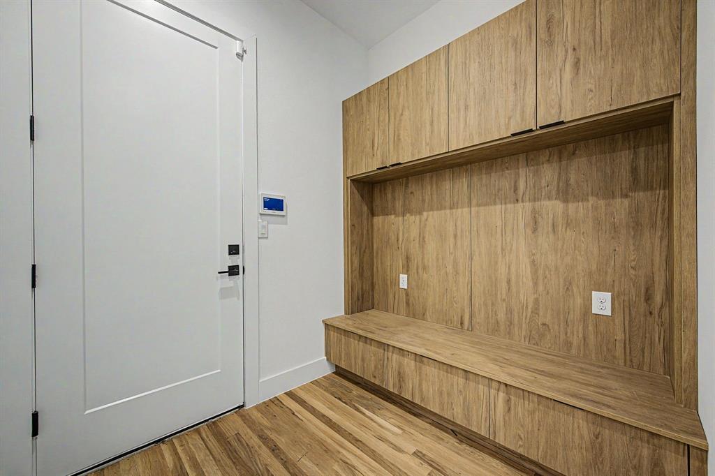 Ross Ave Heights - Residential