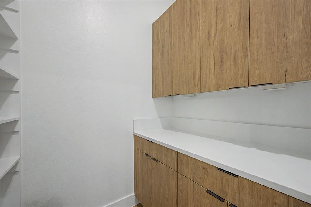 Ross Ave Heights - Residential