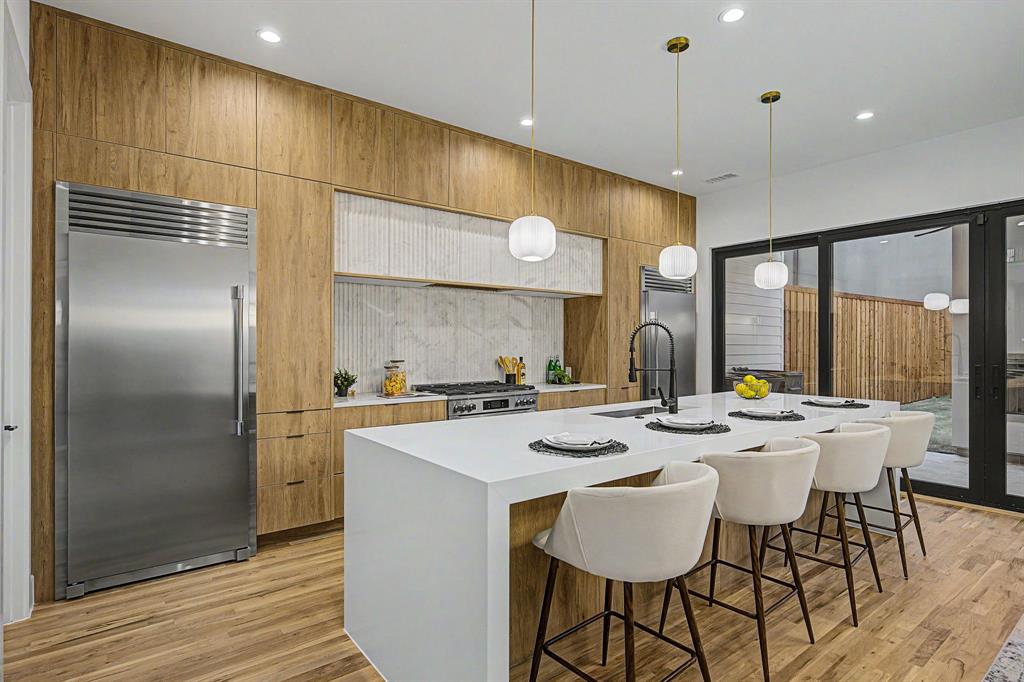 Ross Ave Heights - Residential