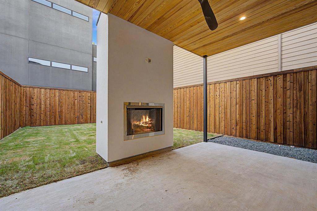 Ross Ave Heights - Residential