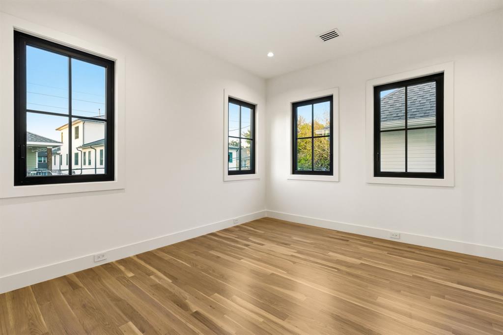 North Oak Lawn - Residential