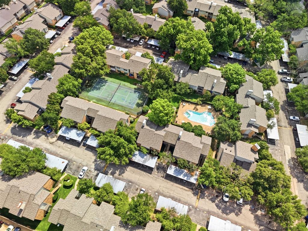 Bent Treet Forest Condos - Residential