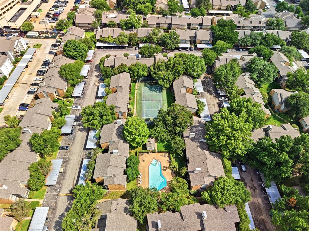 Bent Treet Forest Condos - Residential