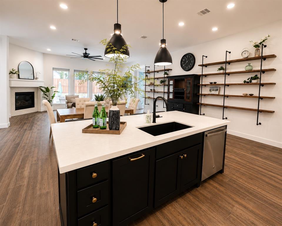 Devonshire Village 13a - Residential
