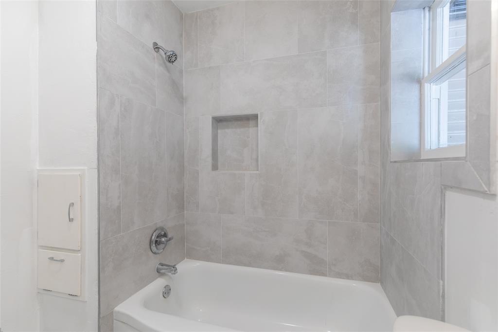 Scott Hwy Place - Residential