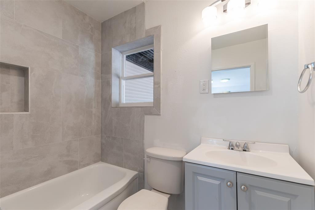 Scott Hwy Place - Residential
