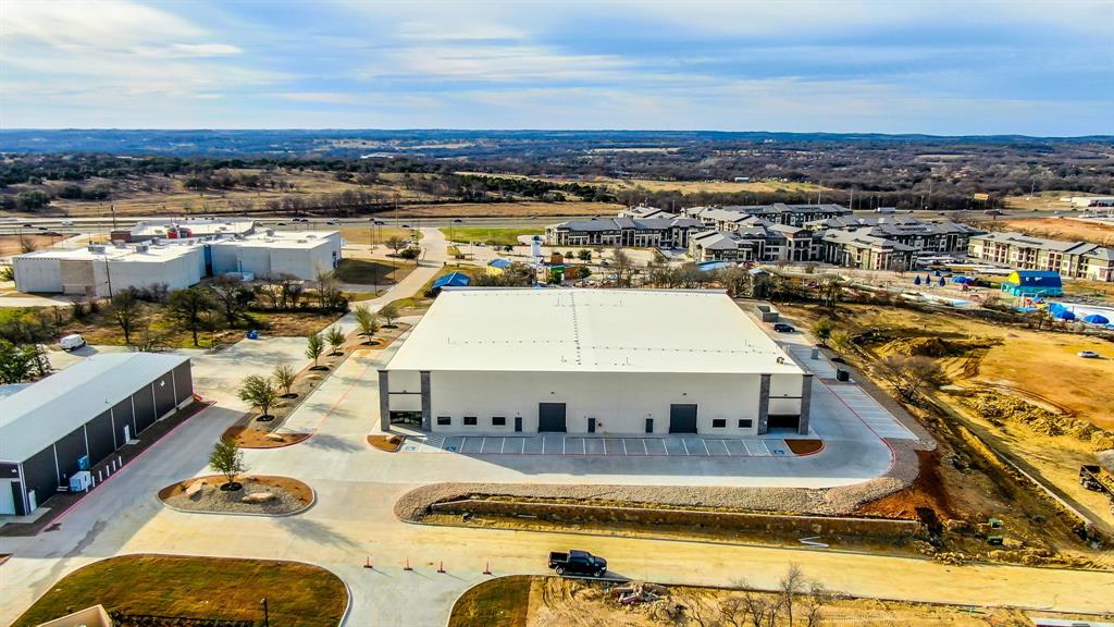 Hudson Oaks Bus Park - Commercial Sale