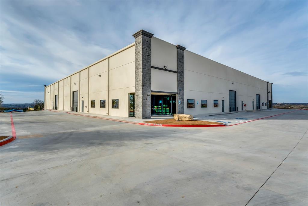 Hudson Oaks Bus Park - Commercial Sale