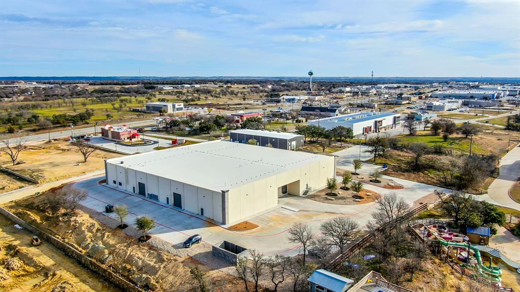 Hudson Oaks Bus Park - Commercial Sale