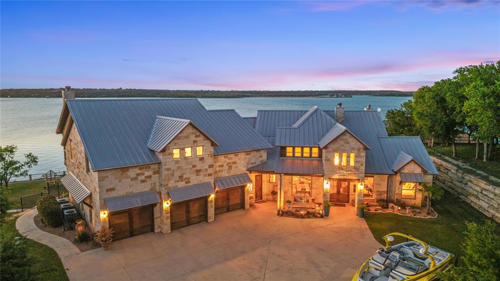 George Baughs Lake Brownwood - Residential