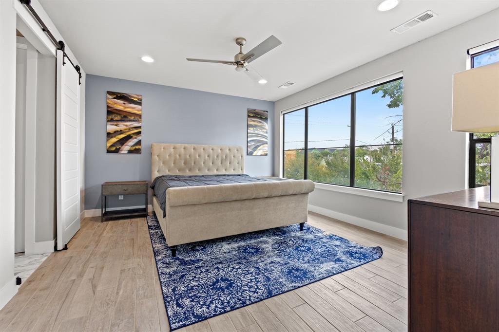 Deere Street Collection Condos - Residential Lease