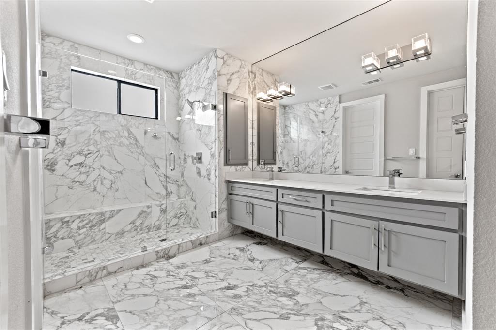 Deere Street Collection Condos - Residential Lease