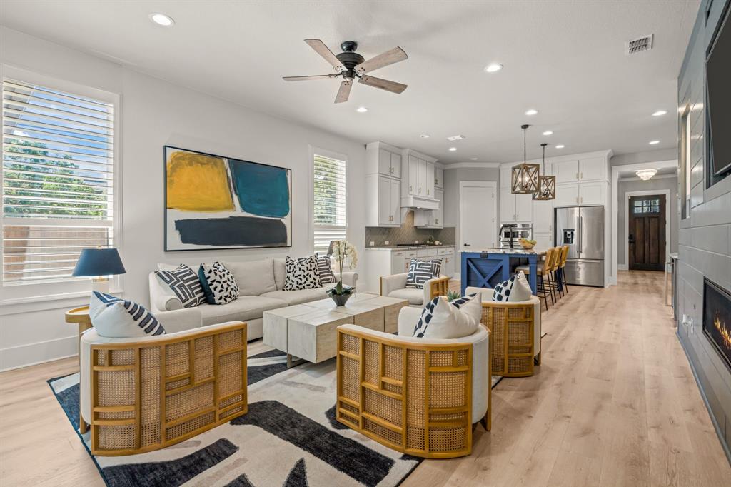 Chamberlain Arlington Heights 1st - Residential