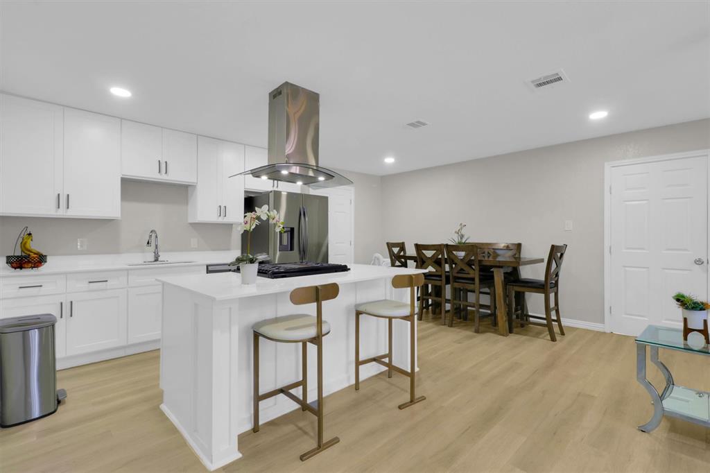 SUMMIT LAWN 2 - Residential