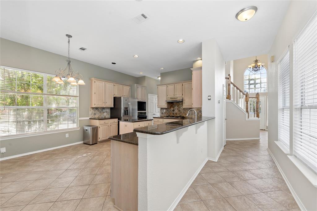 Highlands Pkwy - Residential