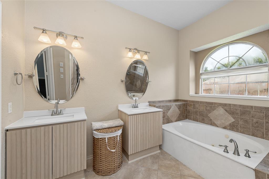 Highlands Pkwy - Residential