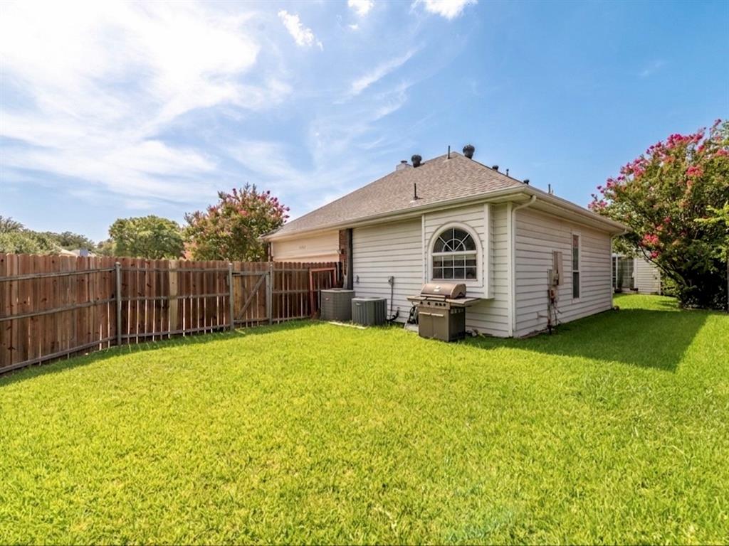 Highlands Pkwy - Residential