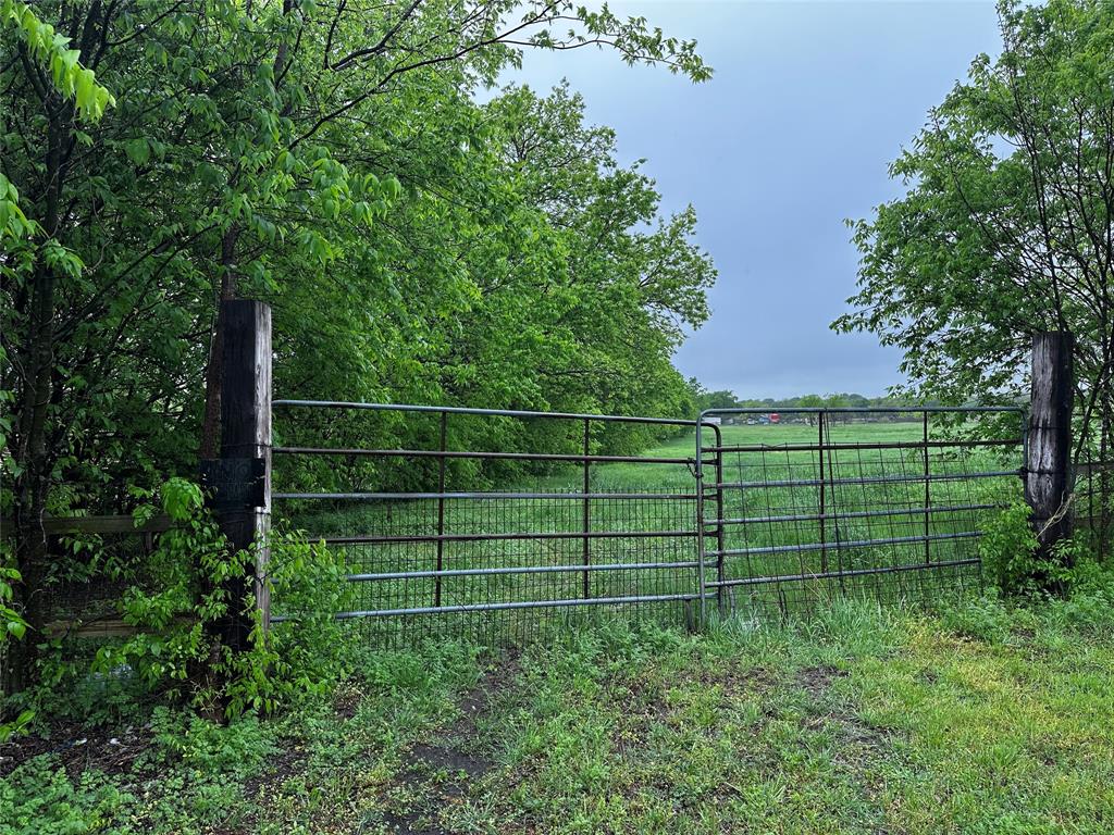 H G CATLETT - Land