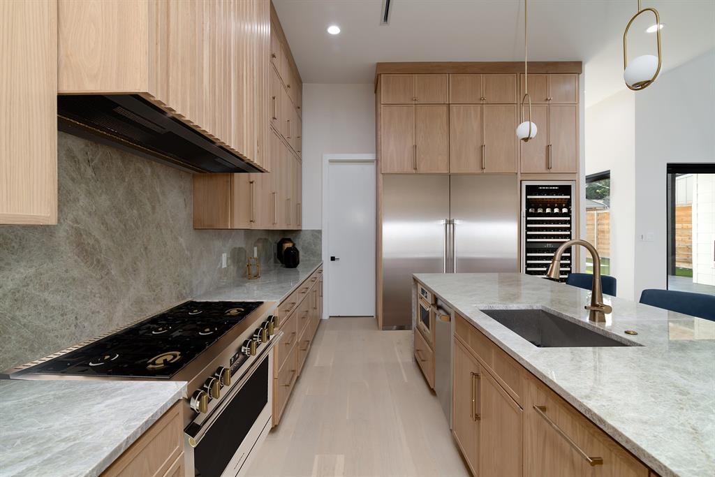 Gaston Terrace - Residential