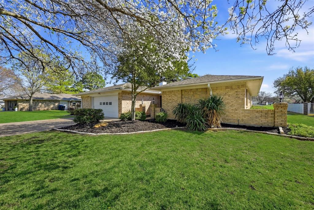 Lake Kiowa - Residential