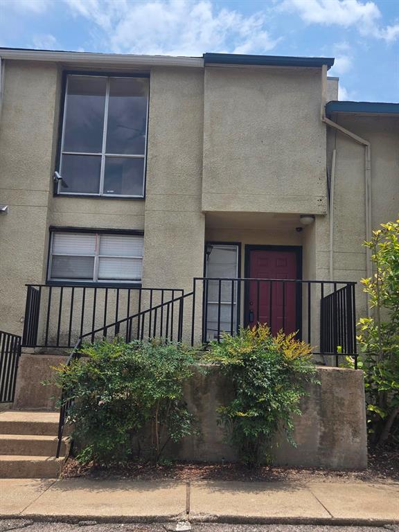 UNBEATABLE LOCATION & EXCEPTIONAL VALUE!  Welcome to this unique 2-bedroom, 2.5-bathroom condo nestled in the highly sought-after Old Vickery Square community.  Offering a perfect blend of space, comfort, and low-maintenance living, this home features a thoughtfully designed layout that maximizes both privacy and functionality.  Situated right in the heart of Dallas, this property is an incredible opportunity for healthcare professionals, students, and urban commuters alike  Enjoy seamless proximity to major medical centers, premier shopping, diverse dining hubs, major highways, and public transit—making your commute to Downtown Dallas, Uptown, or the Telecom Corridor an absolute breeze.  Whether you are searching for an affordable primary residence in a prime location or a savvy investment property in a high-demand rental pocket, this condo delivers on every front. To top it all off, the monthly HOA completely simplifies your lifestyle by covering structural maintenance, insurance, water, trash, professional management, and access to the community pool. Don’t miss out on city living at its finest!