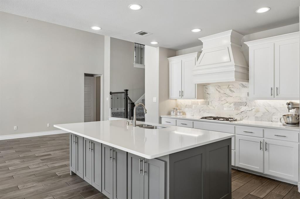 Lilyana Ph 1 - Residential