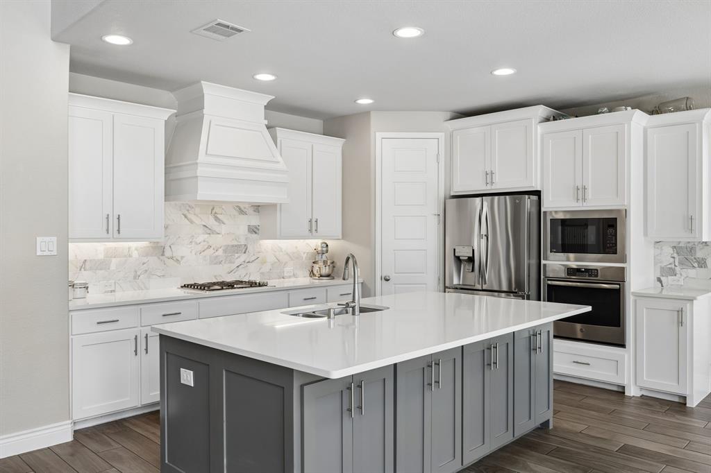 Lilyana Ph 1 - Residential