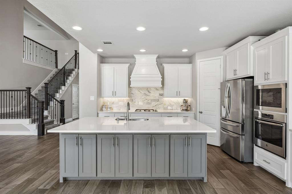 Lilyana Ph 1 - Residential