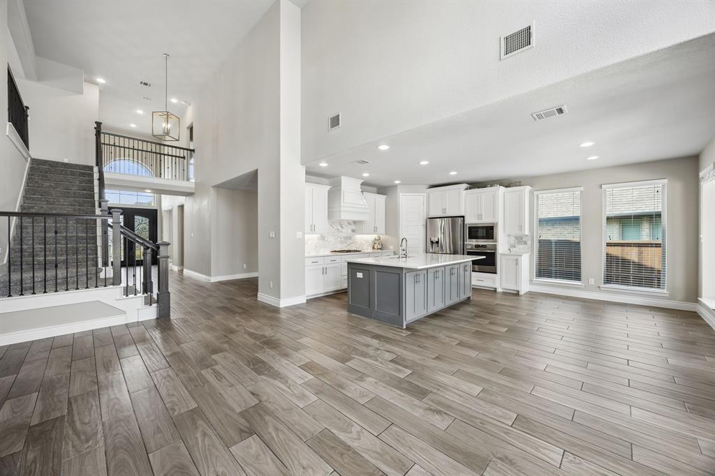 Lilyana Ph 1 - Residential