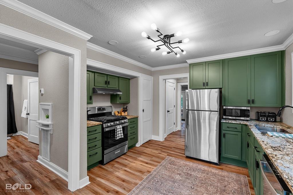 Eagles Nest - Residential