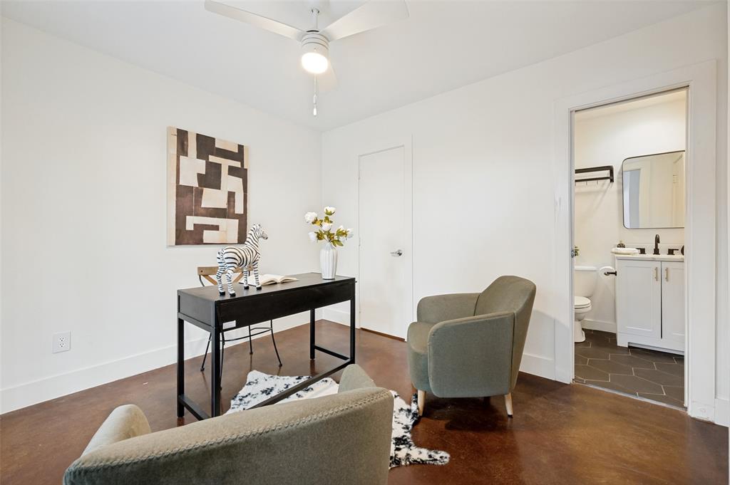 San Jacinto Street Twnhms - Residential