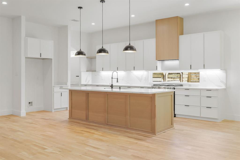 Suburban Home - Residential