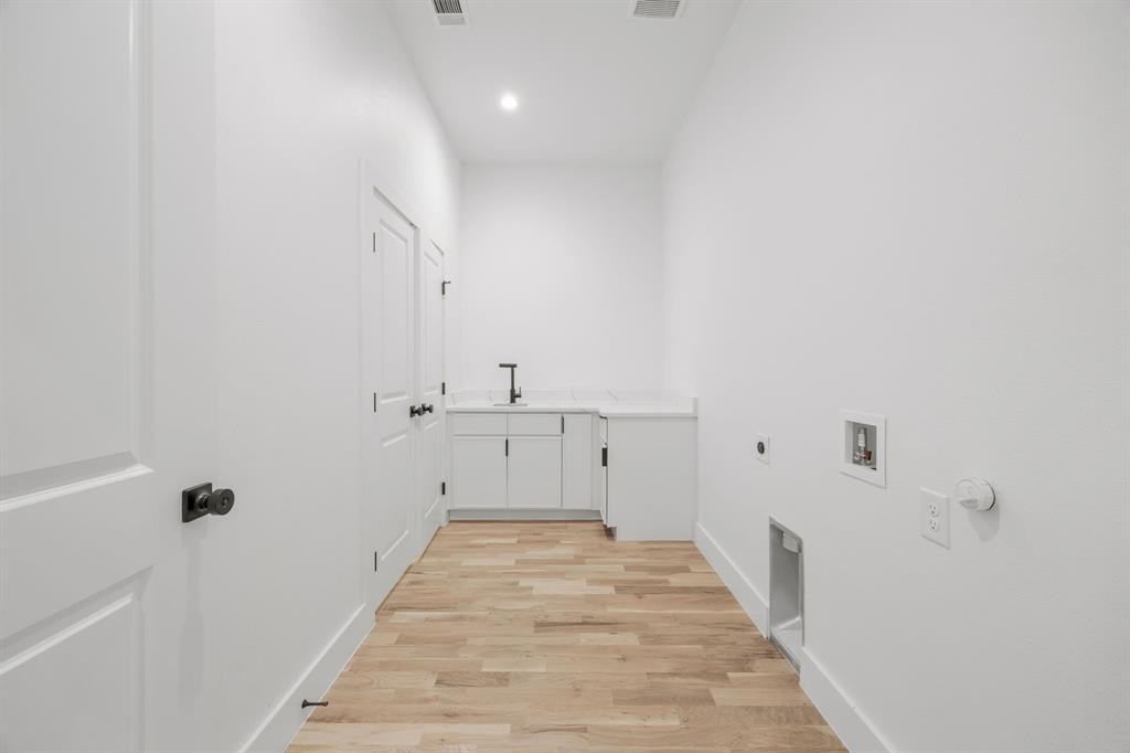 Suburban Home - Residential
