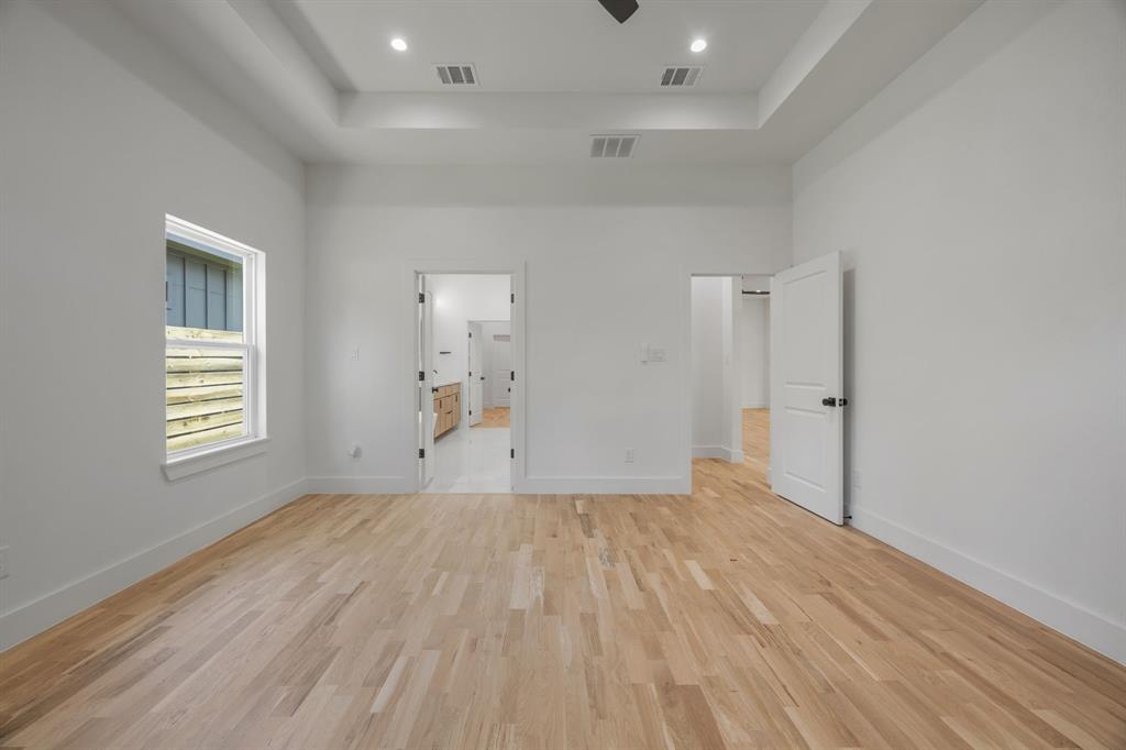 Suburban Home - Residential