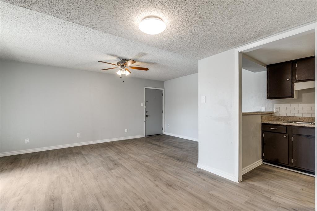 Las Colonitas Condo - Residential