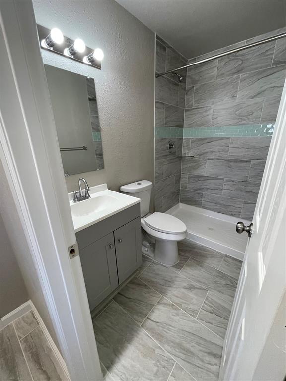 Pioneer Valley - Residential